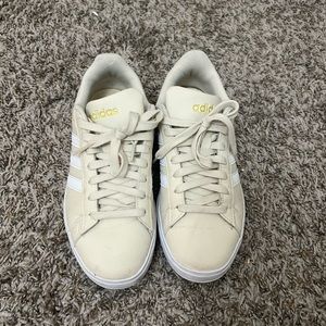 Adidas Grand Court 2.0 Womens 6